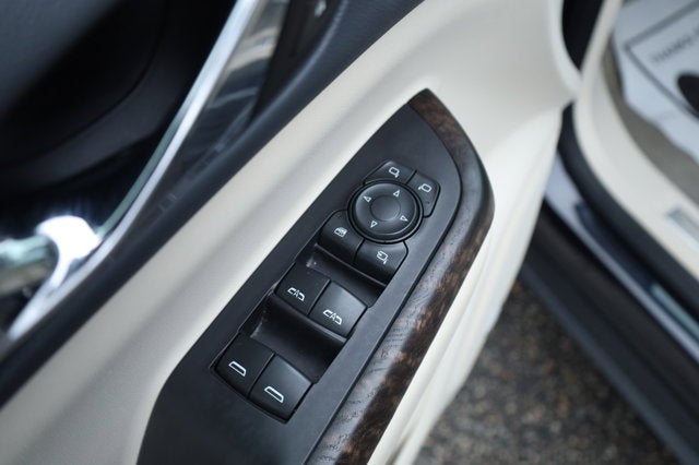 2022 GMC Acadia FWD Denali