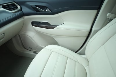 2022 GMC Acadia FWD Denali