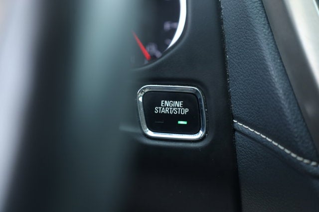 2022 GMC Acadia FWD Denali