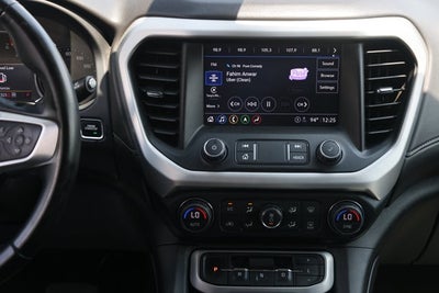 2023 GMC Acadia AWD SLT