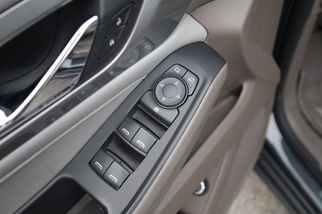 2021 Chevrolet Traverse FWD LT Cloth
