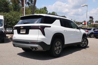 2025 Chevrolet Traverse FWD LT