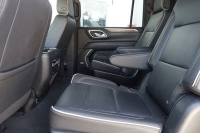 2023 Chevrolet Suburban 4WD Premier