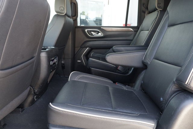 2023 Chevrolet Suburban 4WD Premier