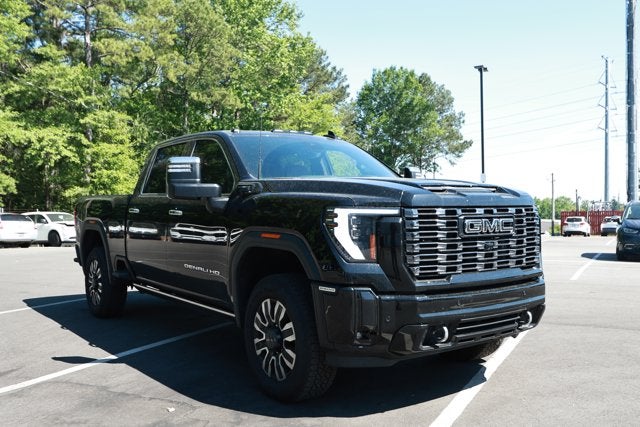 2025 GMC Sierra 2500HD 4WD Crew Cab Standard Bed Denali Ultimate
