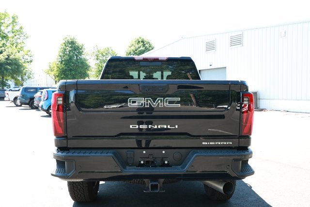 2025 GMC Sierra 2500HD 4WD Crew Cab Standard Bed Denali Ultimate