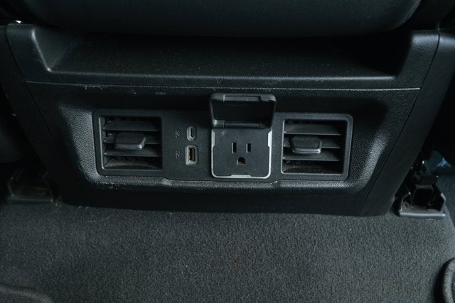 2024 GMC Sierra 1500 2WD Crew Cab Short Box SLT