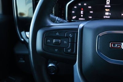 2025 GMC Sierra 1500 2WD Crew Cab Short Box SLT