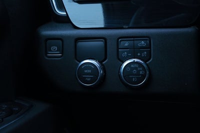 2025 GMC Sierra 1500 2WD Crew Cab Short Box SLT