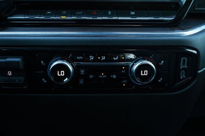 2025 GMC Sierra 1500 2WD Crew Cab Short Box SLT