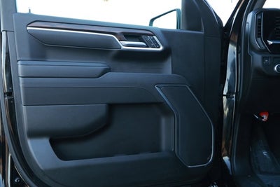 2025 GMC Sierra 1500 2WD Crew Cab Short Box SLT