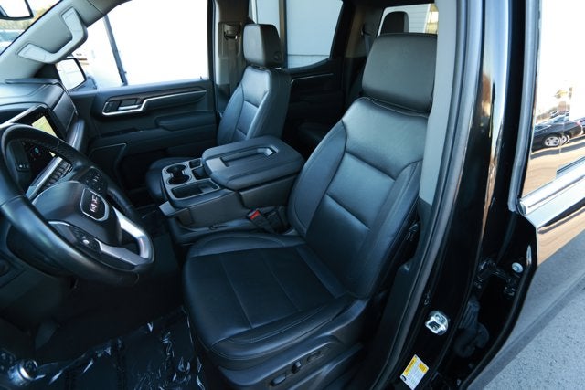 2025 GMC Sierra 1500 2WD Crew Cab Short Box SLT