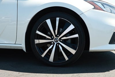 2020 Nissan Altima SR FWD
