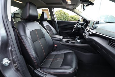 2022 Nissan Altima SR FWD
