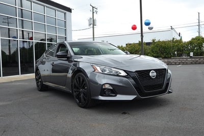 2022 Nissan Altima SR FWD