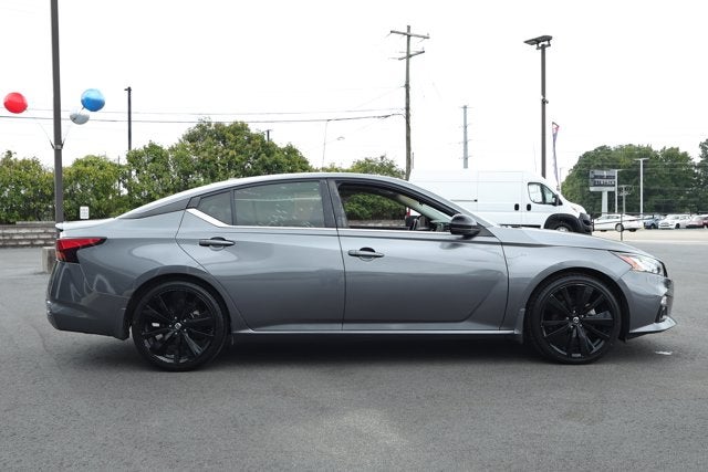 2022 Nissan Altima SR FWD