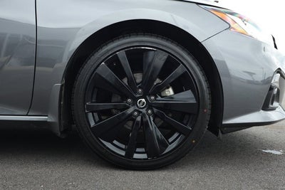 2022 Nissan Altima SR FWD