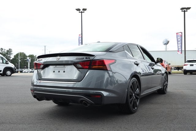 2022 Nissan Altima SR FWD