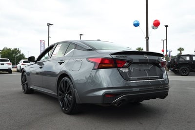 2022 Nissan Altima SR FWD