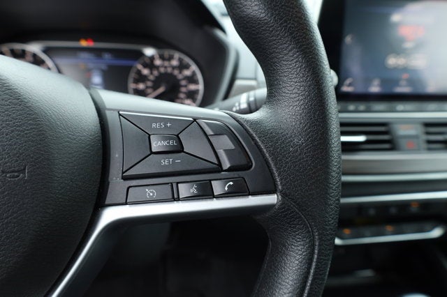 2024 Nissan Altima SV FWD