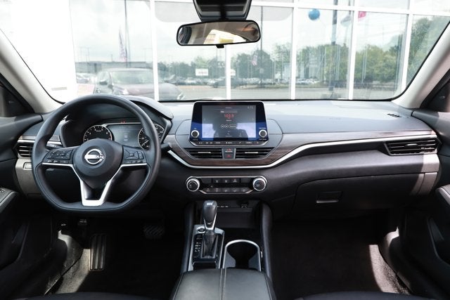 2024 Nissan Altima SV FWD