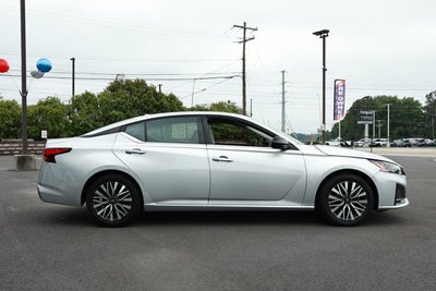 2024 Nissan Altima SV FWD