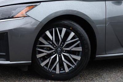 2023 Nissan Altima SV FWD