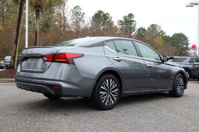 2023 Nissan Altima SV FWD