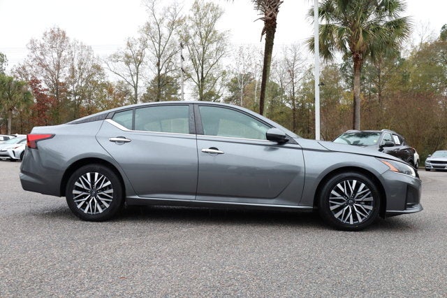 2023 Nissan Altima SV FWD