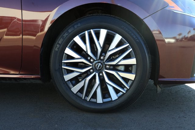 2024 Nissan Altima SV FWD