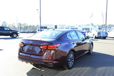 2024 Nissan Altima SV FWD