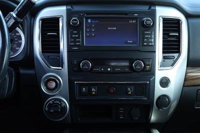 2017 Nissan TITAN SL