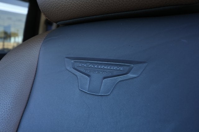 2017 Nissan TITAN Platinum Reserve