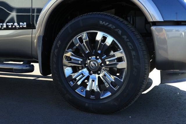2017 Nissan TITAN Platinum Reserve