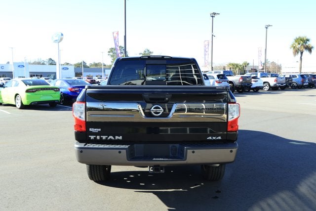 2017 Nissan TITAN Platinum Reserve
