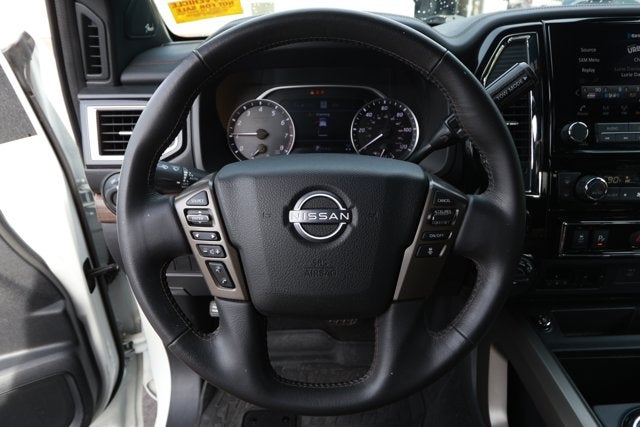 2023 Nissan TITAN Crew Cab Platinum Reserve 4x4