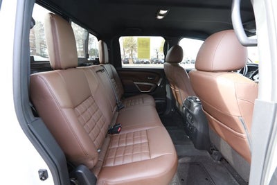 2023 Nissan TITAN Crew Cab Platinum Reserve 4x4