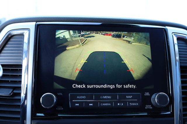 2021 Nissan TITAN Crew Cab SV 4x2