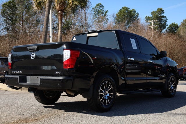 2021 Nissan TITAN Crew Cab SV 4x2