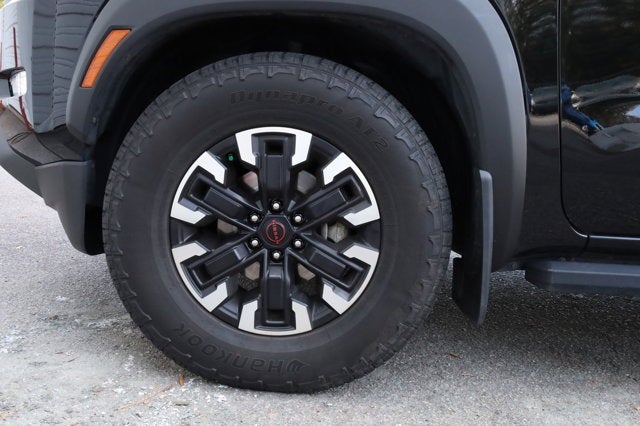 2023 Nissan Frontier Crew Cab PRO-X 4x2