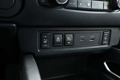 2022 Nissan Frontier Crew Cab SV 4x2
