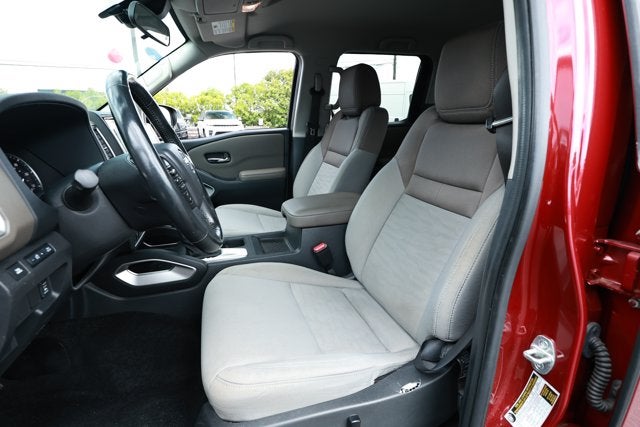 2022 Nissan Frontier Crew Cab SV 4x2