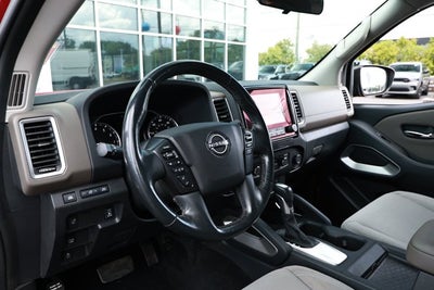 2022 Nissan Frontier Crew Cab SV 4x2