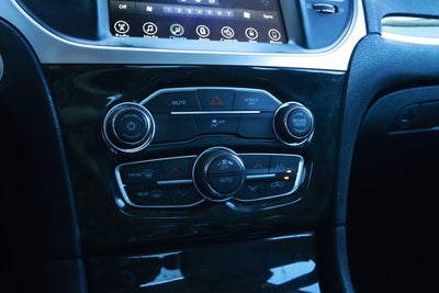 2017 Chrysler 300 300C