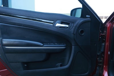 2017 Chrysler 300 300C