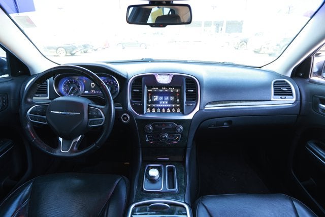 2017 Chrysler 300 300C