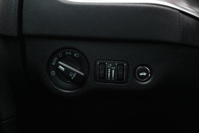 2022 Dodge Charger SXT RWD