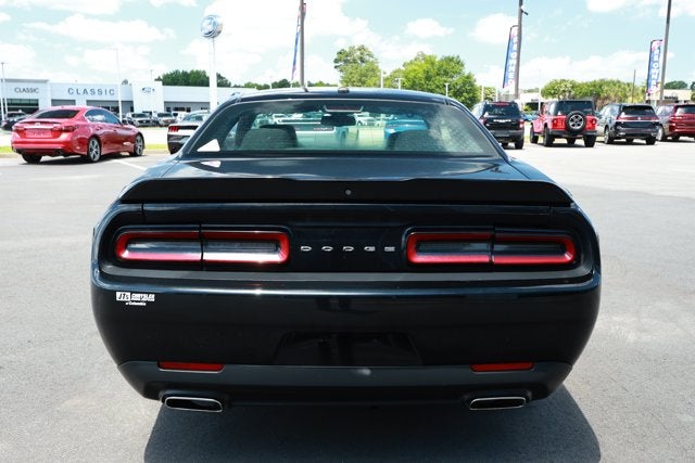 2021 Dodge Challenger SXT