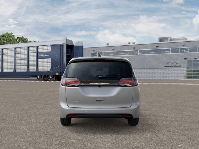 2026 Chrysler Voyager VOYAGER LX