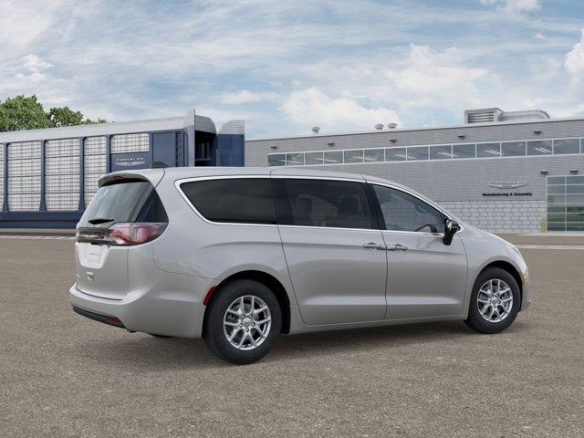 2026 Chrysler Voyager VOYAGER LX